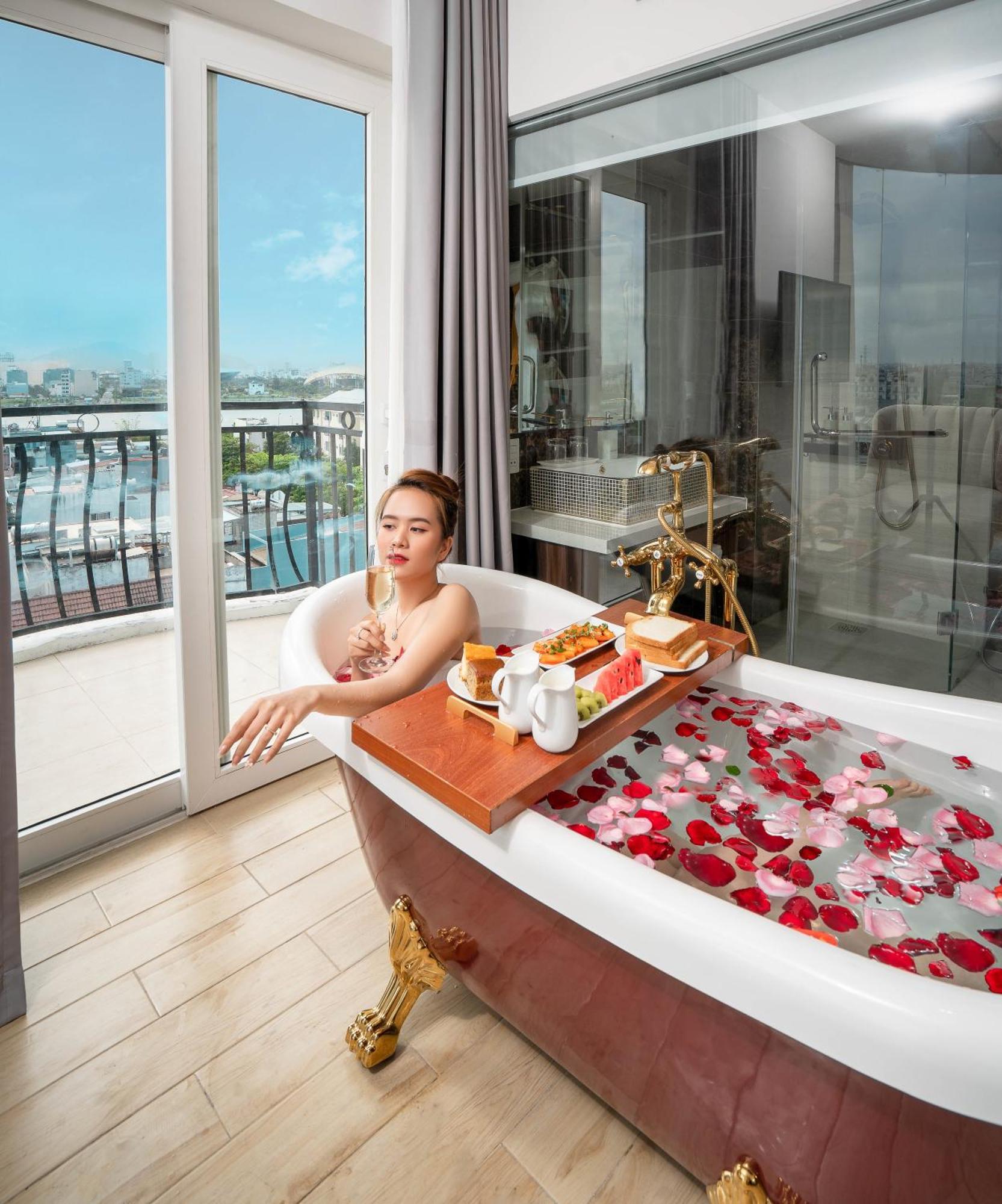 EX Đà Nẵng Luxury Hotel Ngoại thất bức ảnh